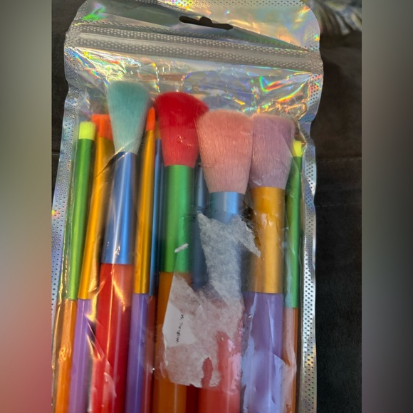 Colorful Rainbow Makeup Brush Set - Picture 5 of 5